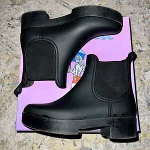 Jeffrey Campbell Black Lug Sole Rain Boot (Hydra Black Matte) with original box